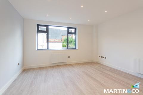 2 bedroom apartment to rent, High Street, Harborne, B17