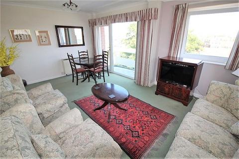 2 bedroom flat for sale - Carnarvon Road, Clacton on Sea, Clacton on Sea