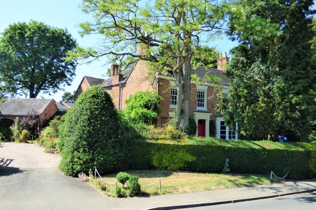 Bond End, Yoxall 3 bed semidetached house for sale £595,000