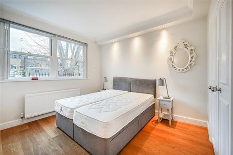 3 bedroom flat to rent, Lexham Gardens, London