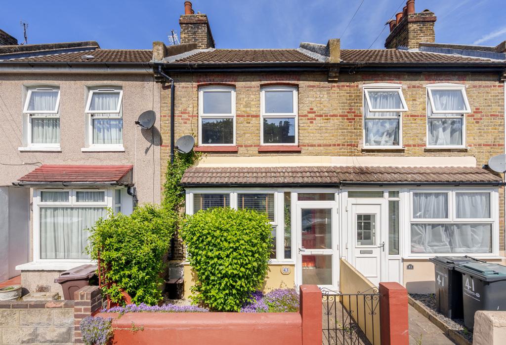 Cecil Road, Gravesend, Kent 2 bed terraced house for sale £280,000