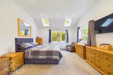 4 bedroom detached bungalow for sale, Fortune Green, Alpington, Norwich