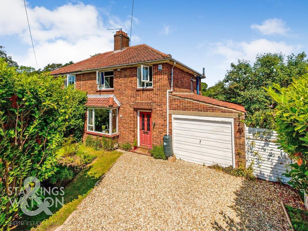 Spinney Road, Thorpe St. Andrew, Norwich 3 bed semidetached house for