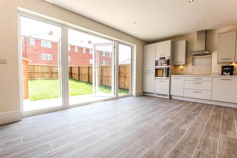 4 bedroom end of terrace house to rent, Kellerman Road, Little Sutton, Ellesmere Port, CH66