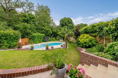 4 bedroom detached house for sale, Beeches Drive, Farnham Common