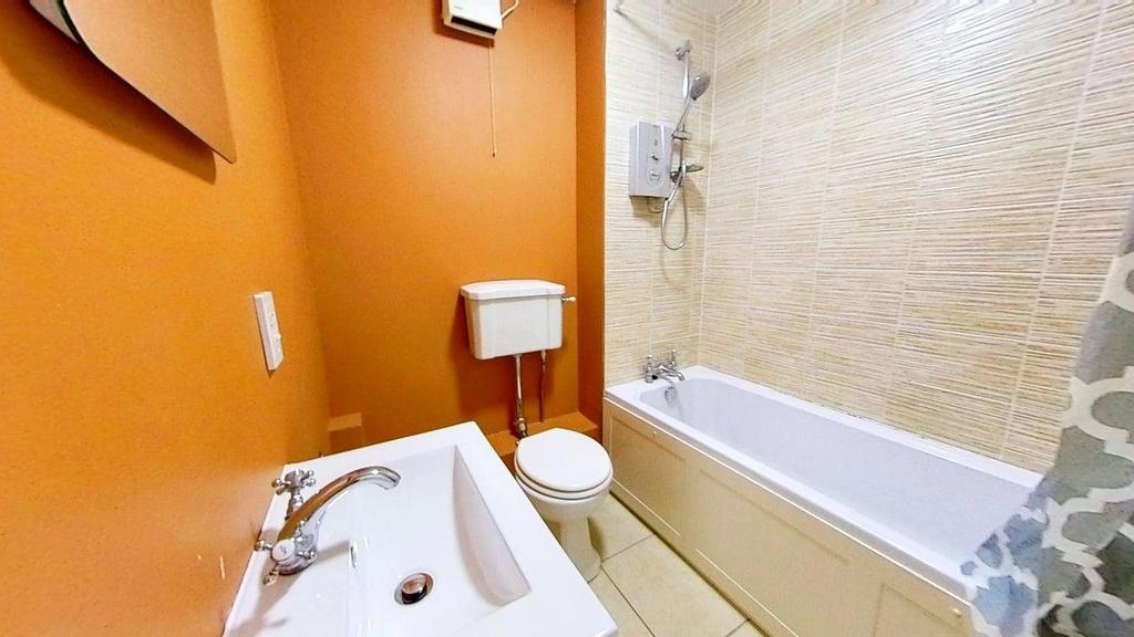 Apartment in Glasgow - More