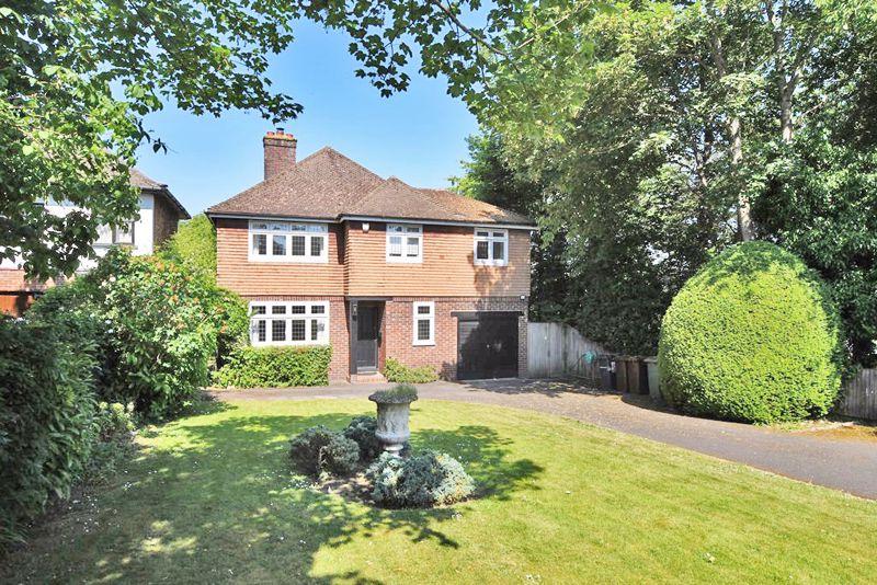 Roseacre Lane, Bearsted, ME14 5 bed house for sale £925,000