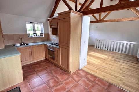 2 bedroom barn conversion for sale - The Greaves, Sutton Coldfield, B76 9DJ