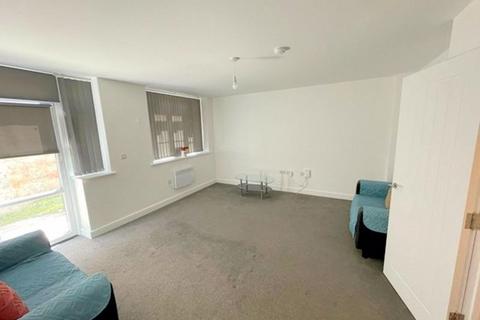 2 bedroom ground floor flat to rent, Westbridge House, Holland Street, Nottingham, NG7 5DS