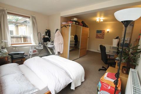 3 bedroom semi-detached house for sale, Mandeville Road, Northolt, Middlesex