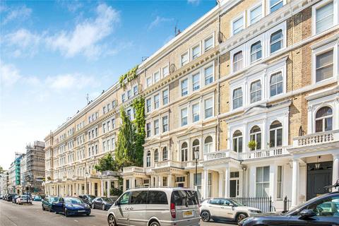 undefined, Queen's Gate Place, South Kensington, London, SW7