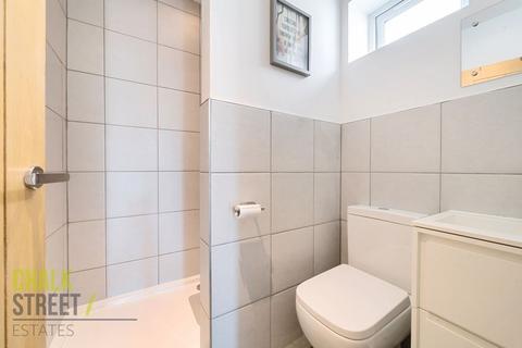 51 Helmsdale Road, Romford, RM1 4DN
