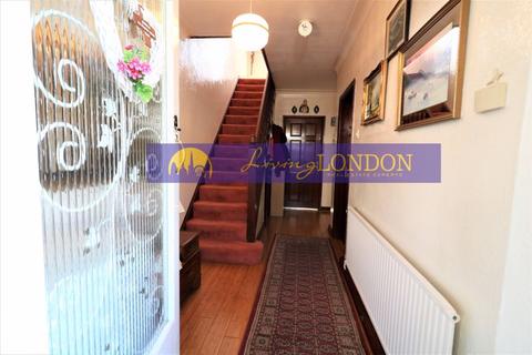 3 bedroom end of terrace house for sale - 3 Bed End-Terrace House For Sale