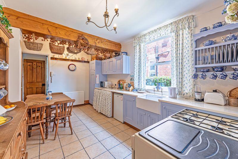 Kitchen/Breakfast