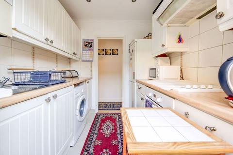 2 bedroom maisonette for sale, Graham Road, Harrow, HA3