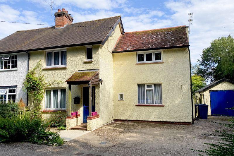Church Path, Prestwood HP16 3 bed semidetached house for sale £625,000