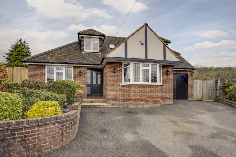 Orchard Close, Hughenden Valley HP14 4 bed detached house £975,000