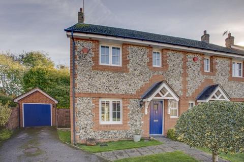 4 Braeside, Naphill, High Wycombe, HP14 4RY