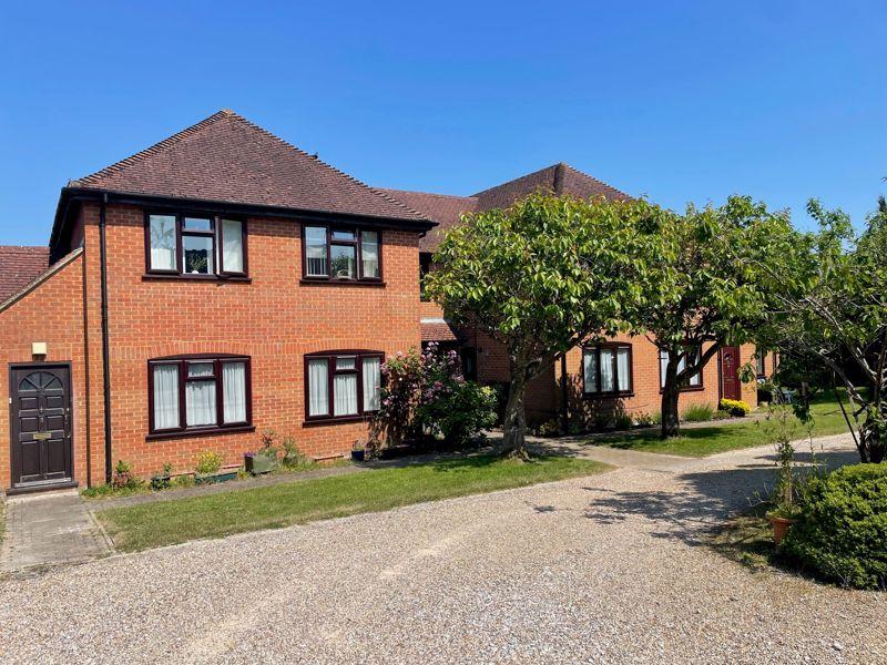 Main Road, Naphill HP14 1 bed retirement property for sale £150,000