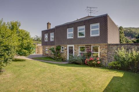 10 Cherry Tree Close, Hughenden Valley, High Wycombe, HP14 4LP