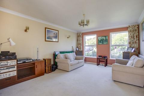 10 Cherry Tree Close, Hughenden Valley, High Wycombe, HP14 4LP