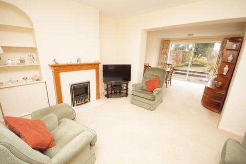 9 Fairfields, Great Kingshill, High Wycombe, HP15 6EP