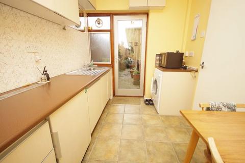 9 Fairfields, Great Kingshill, High Wycombe, HP15 6EP