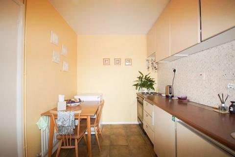 9 Fairfields, Great Kingshill, High Wycombe, HP15 6EP