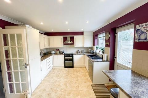 22 Greenside, Prestwood, Great Missenden, HP16 0SE