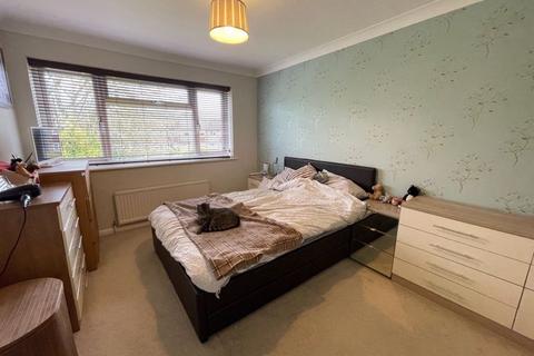 22 Greenside, Prestwood, Great Missenden, HP16 0SE