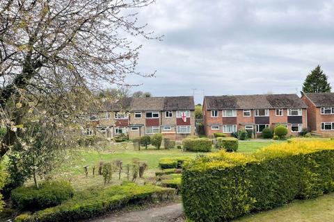 22 Greenside, Prestwood, Great Missenden, HP16 0SE