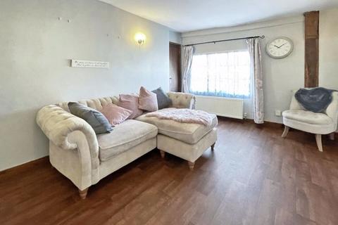 2 bedroom apartment for sale - The Broadway, Amersham HP7
