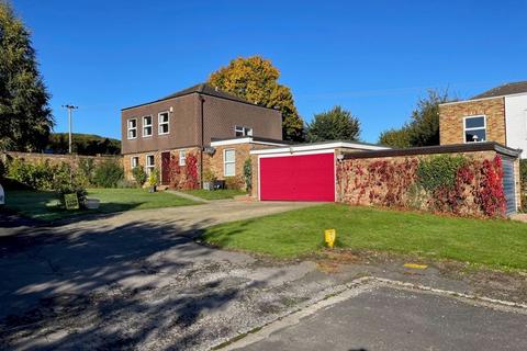 7 Cherry Tree Close, Hughenden Valley, High Wycombe, HP14 4LP