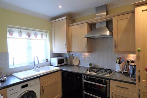 12 Braeside, Naphill, High Wycombe, HP14 4RY