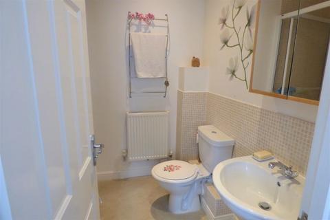 12 Braeside, Naphill, High Wycombe, HP14 4RY