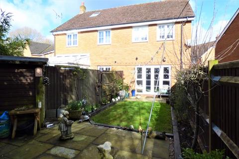 12 Braeside, Naphill, High Wycombe, HP14 4RY