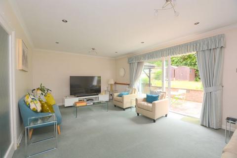 3 Templars Drive, Harrow, HA3 6RX