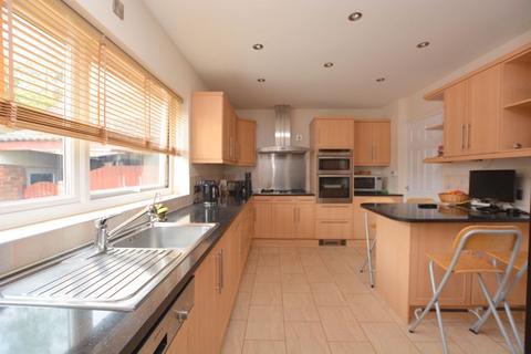 3 Templars Drive, Harrow, HA3 6RX