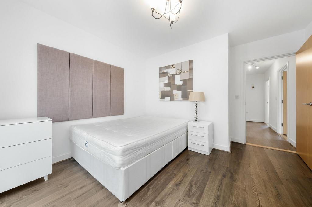 Bedroom 2 aspect 2