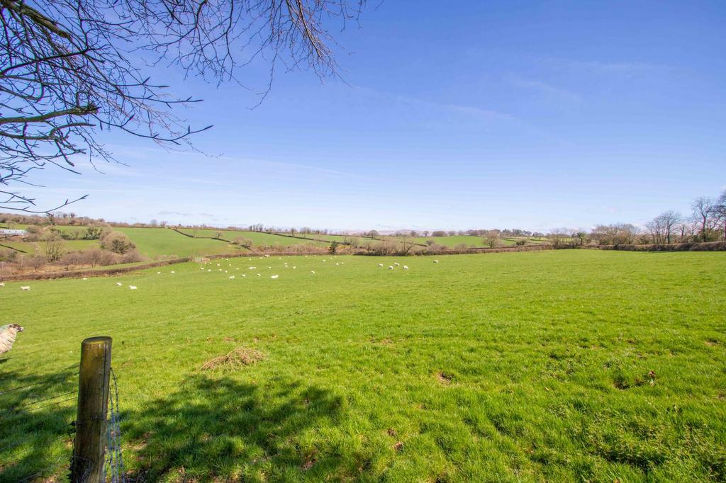 Tavistock, Devon 5 bed detached house for sale £850,000