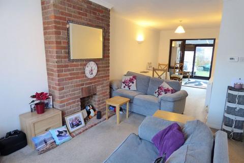 3 Abbey Walk, Great Missenden, HP16 0AY
