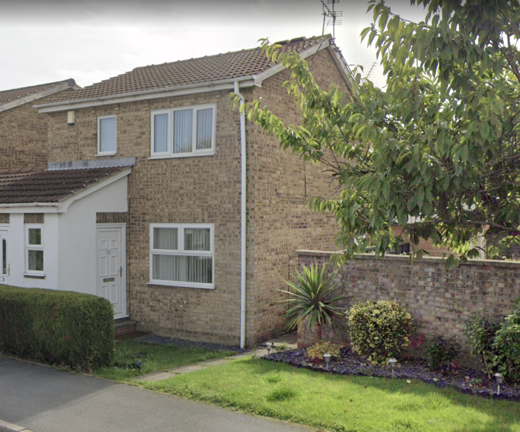 Hartland Avenue Sothall Sheffield... 1 bed flat £450 pcm (£104 pw)