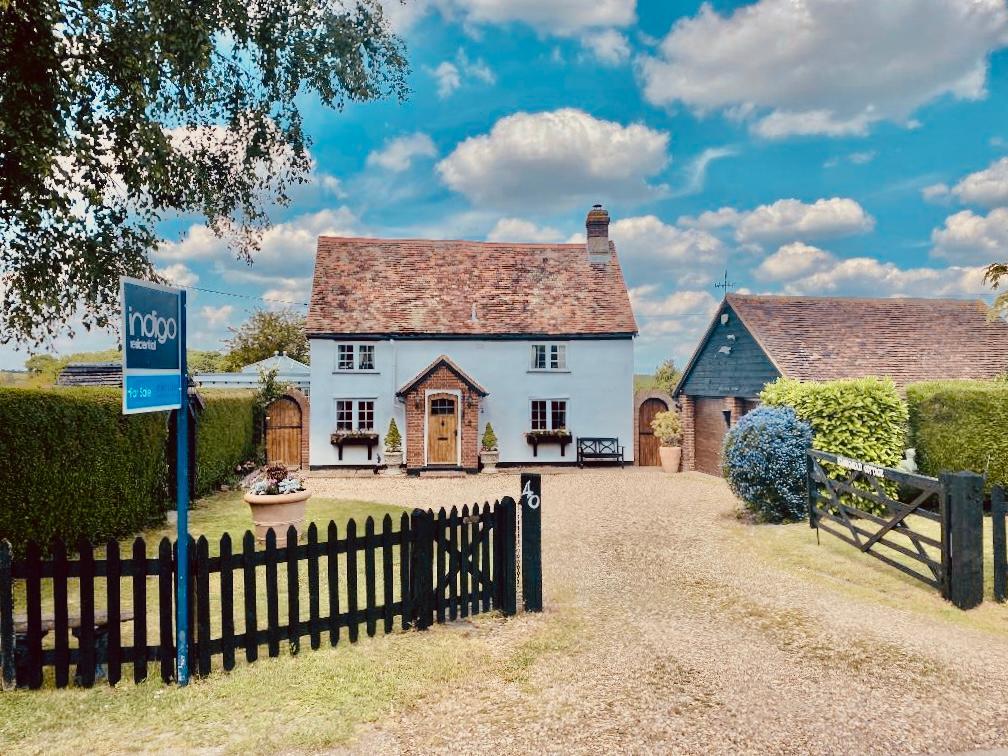 Harlington Road, Sharpenhoe... 4 bed detached house £925,000