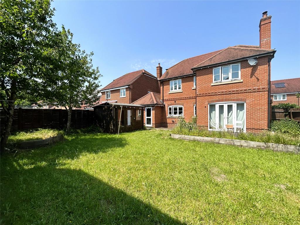 Blackberry Gardens Winnersh Wokingham Berkshire Rg41 4 Bed Detached