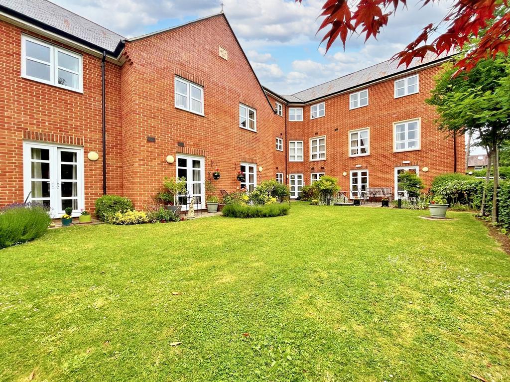 Fleur De Lis, Abingdon OX14 1 bed apartment for sale £195,000