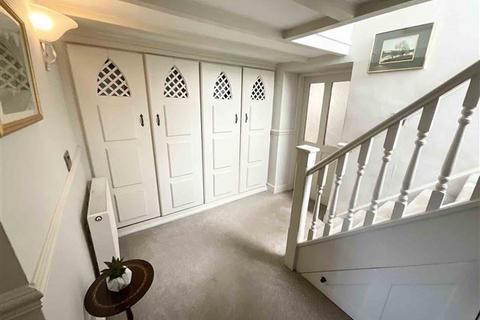 14 Chapel Road, Burncross, Sheffield, S35 1ZG