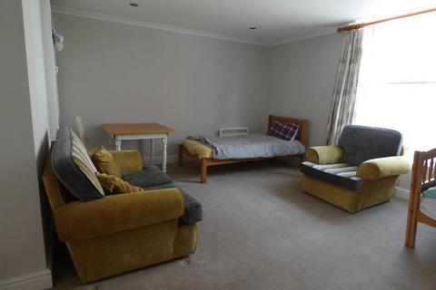 1 bedroom flat to rent, Old Street, Upton Upon Severn, Worcestershire, WR8 0HA