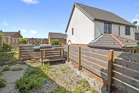 2 bedroom end of terrace house for sale - Stone Court, Colwall, Malvern, Herefordshire, WR13 6AZ