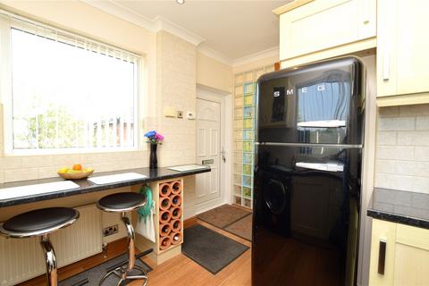 2 bedroom bungalow for sale - Chatsworth Rise, Pudsey, West Yorkshire