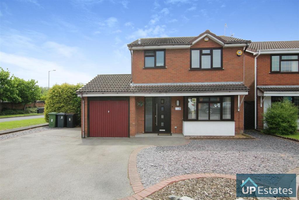 Helston Close, Nuneaton 3 bed detached house for sale £320,000